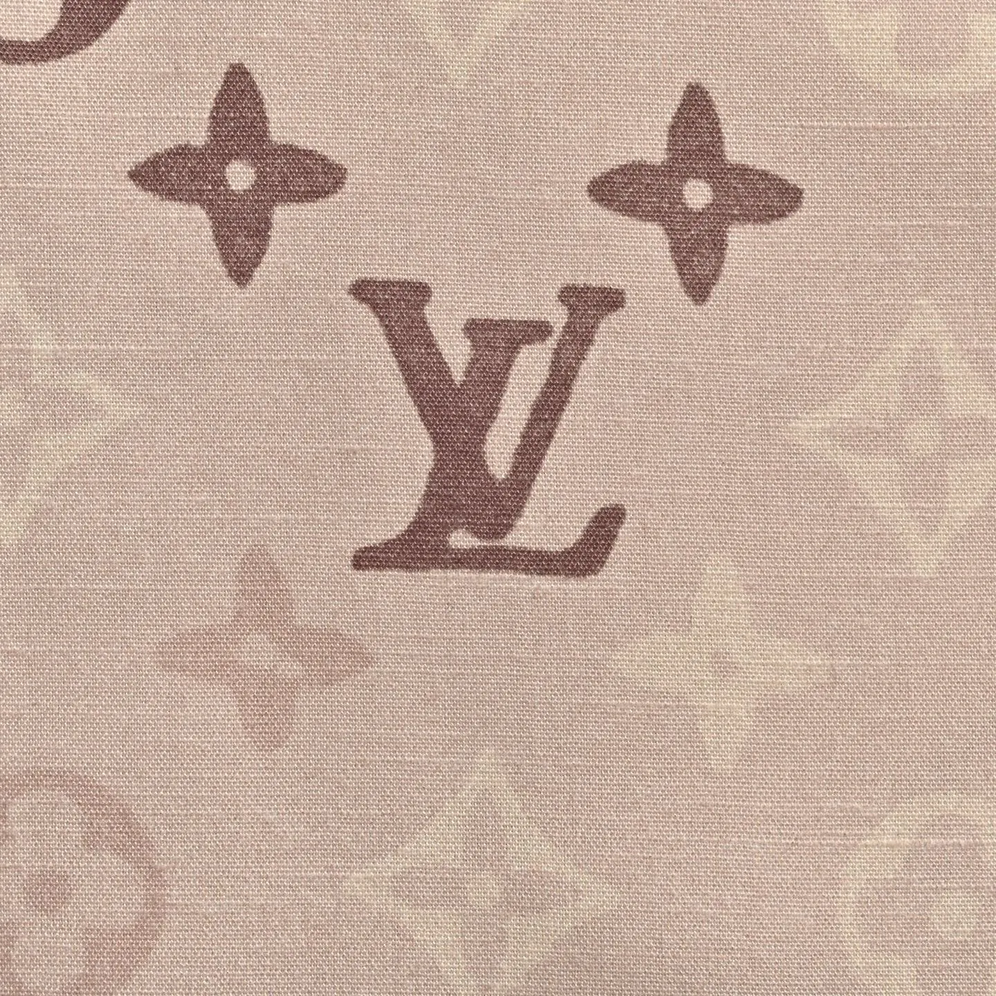Louis Vuitton/ Khaki